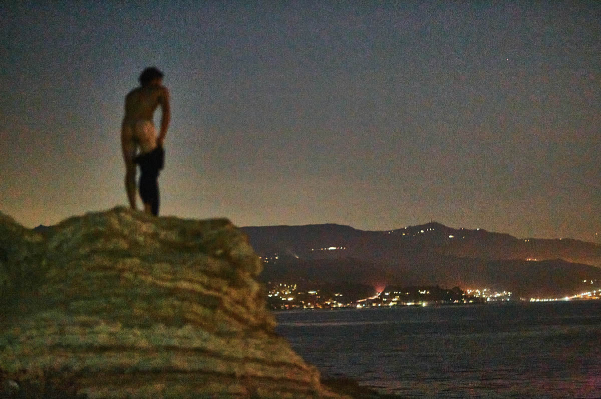 RILEY SMOLLER-WETSUIT